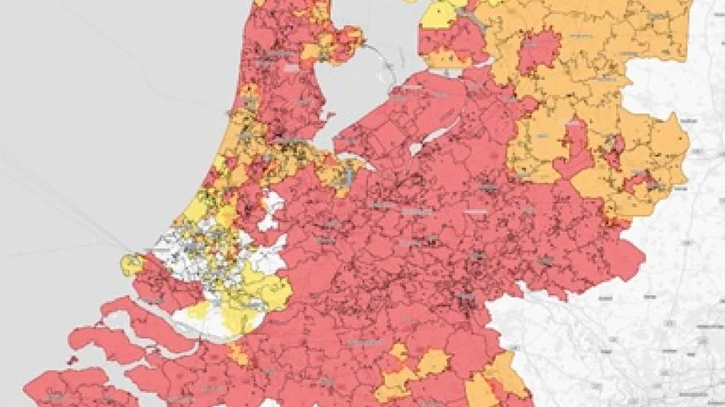 Landelijke capaciteitskaart van Netbeheer Nederland met kleurcodering per regio — overzicht van actuele netcongestie, beschikbare aansluitcapaciteit en wachtlijsten voor afname en teruglevering